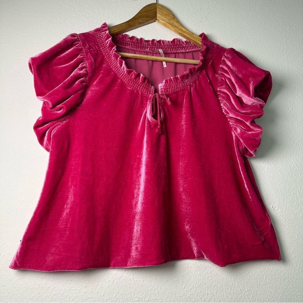 Free People Fuchsia Crop Top Terese Velvet Shorts Puff Sleeve Keyhole Tie Neck - Picture 2 of 16